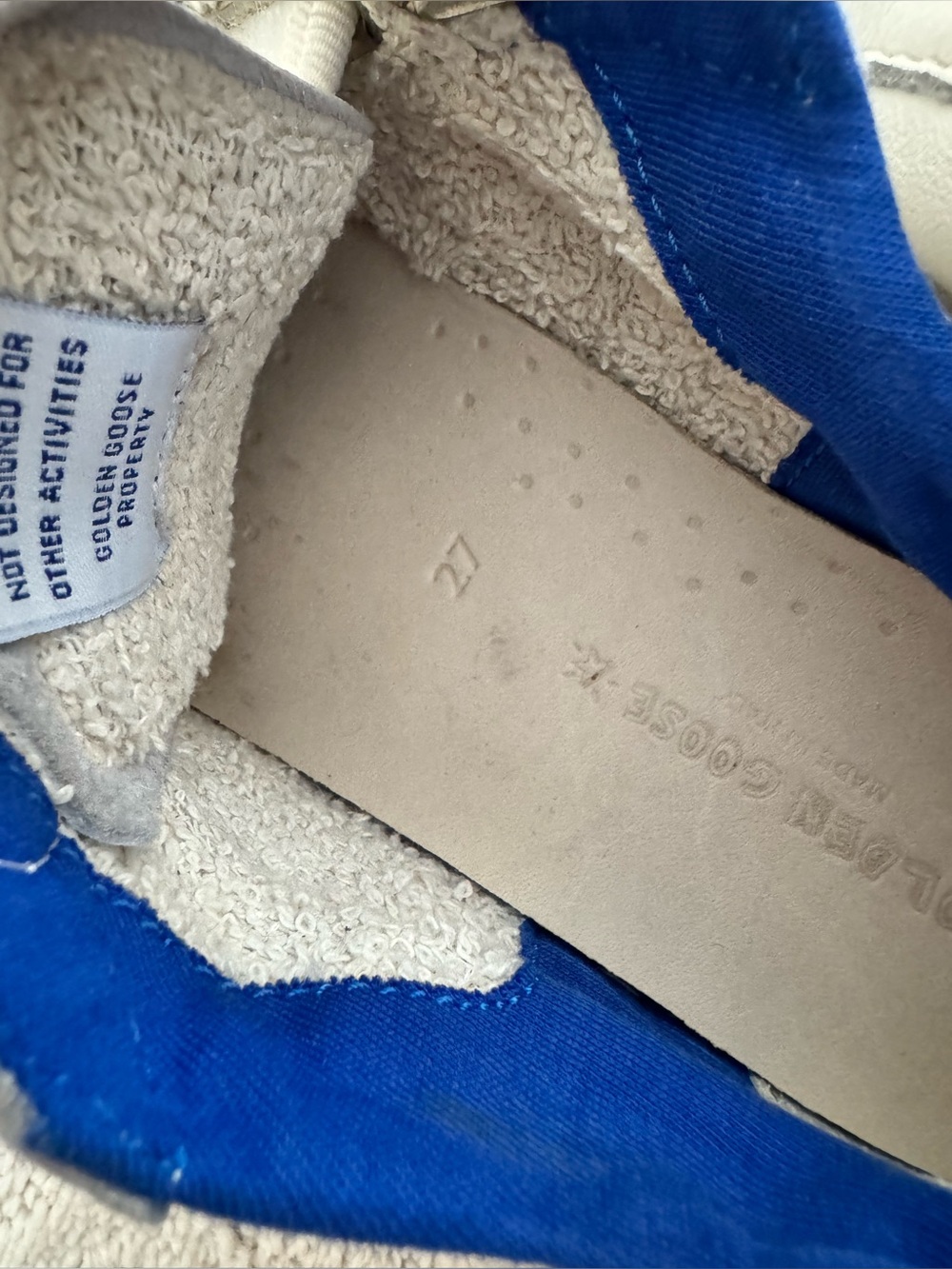 Golden Goose Kids White & Blue Star Velcro Sneaker. 27. - Picture 5 of 5